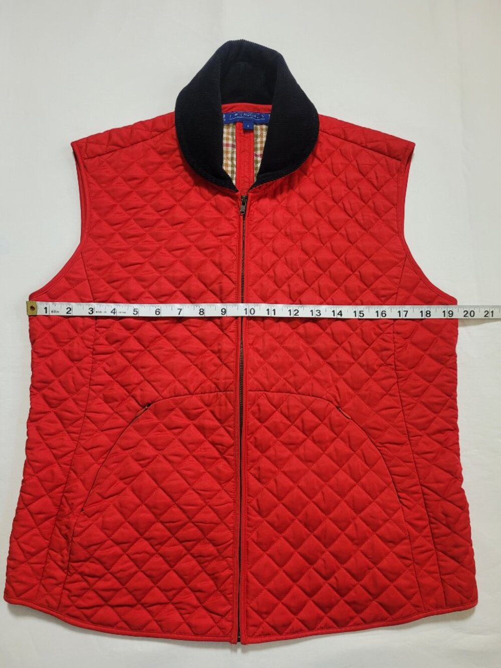 J McLaughlin Red Diamond Quilted Vest Corduroy Collar Plaid Lining Small Preppy - Picture 8 of 10